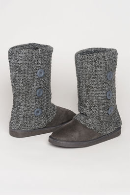 ardene boots canada